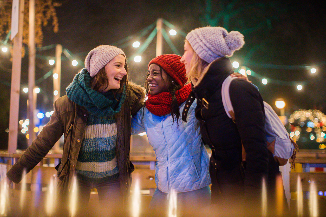  drei Frauen im Winter in Köln 