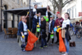 Fleißige Helferinnen und Helfer der Freiwilligenagentur Bonn bringen das Antlitz der Bundesstadt auf Vordermann.