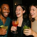 https://meinkoelnbonn.de/app/uploads/2025/07/Headerbild_Cocktail.jpeg